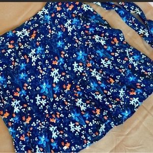 NWTs XL Gap Navy Blue Floral Wrap Ruffle Skirt